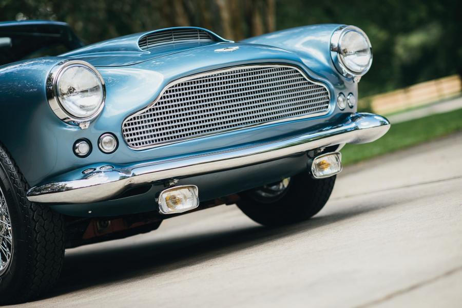 Детали экстерьера Aston Martin DB4 (Series II) 1960 года  (NA) (фото 21 из 41)